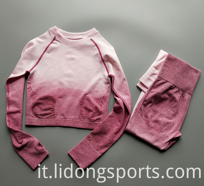 Abbigliamento per fitness in vendita a caldo donne comode tessuti abiti da allenamento sport assorbire rapidamente sudore donna abbigliamento da yoga